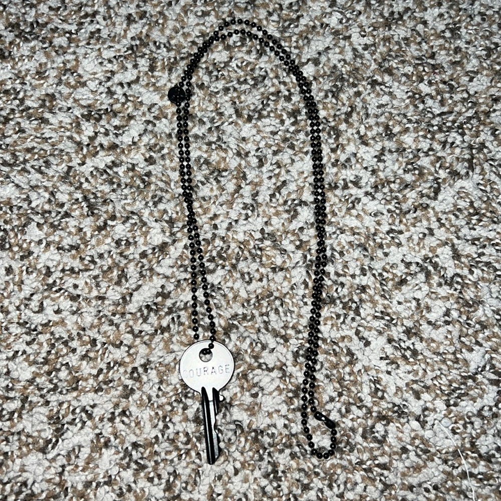The giving key necklace